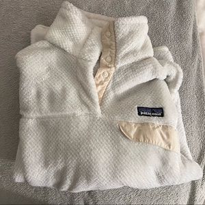 Fuzzy Patagonia pullover in off - white